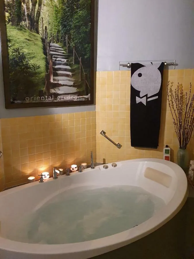 **** Bed & Breakfast B&B Huyze Walburga Bruges Belgium